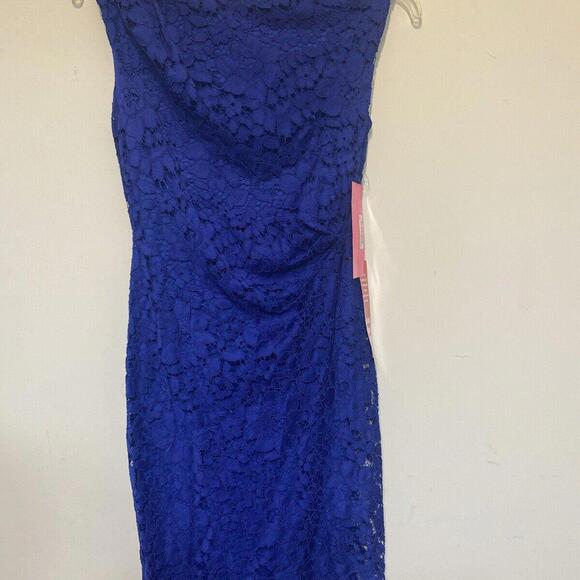 Betsey Johnson Dresses & Skirts - Betsey Johnson Sheath Dress Women's Size 4 Blue Floral Printed Sleeveless